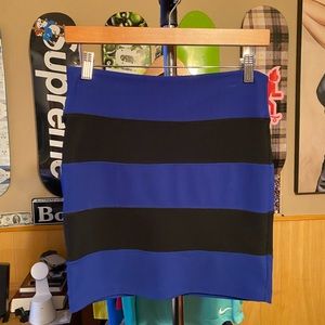 Forever 21 blue black striped mini skirt size M